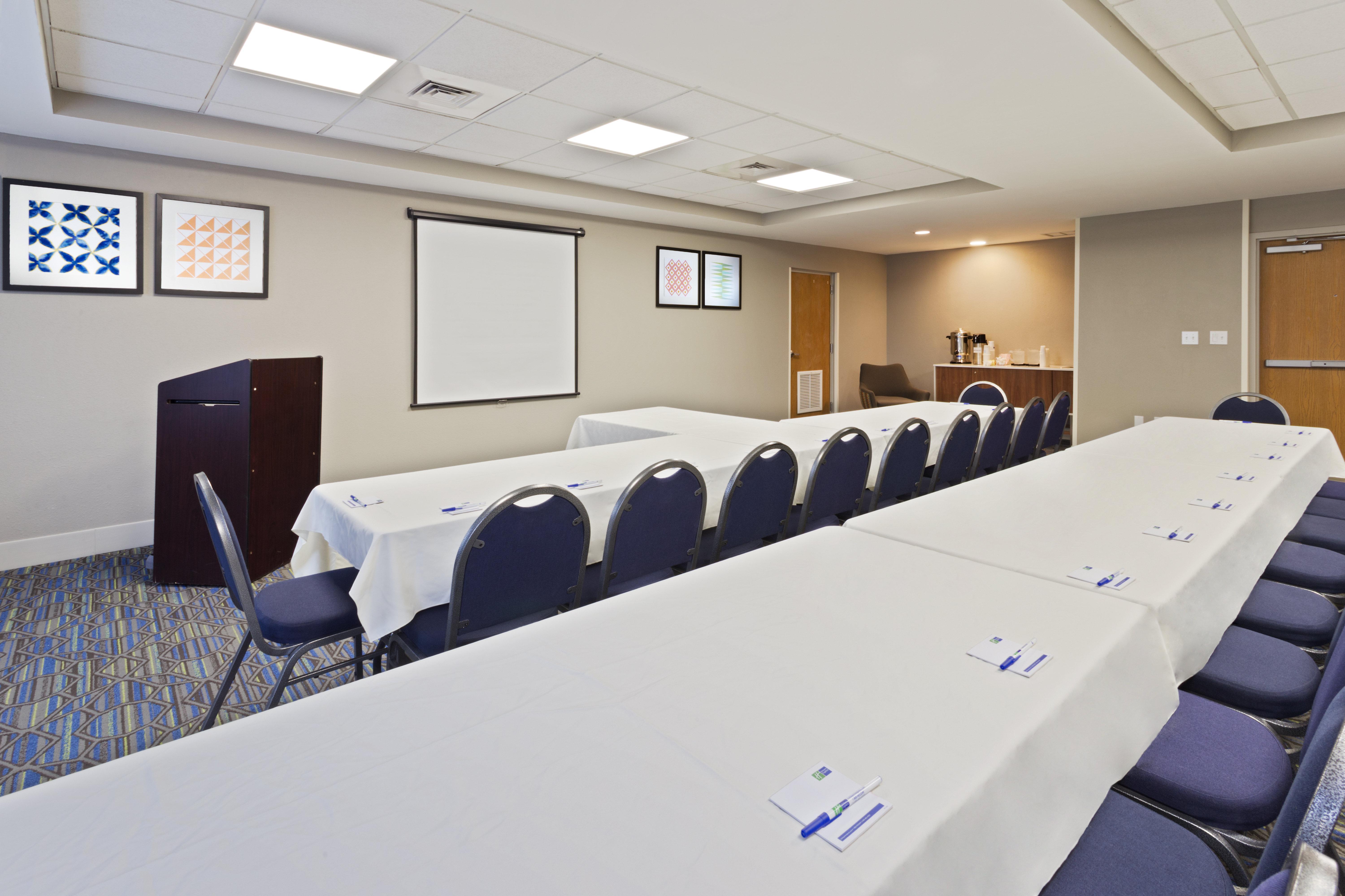 Holiday Inn Express & Suites Tavares By Ihg Экстерьер фото