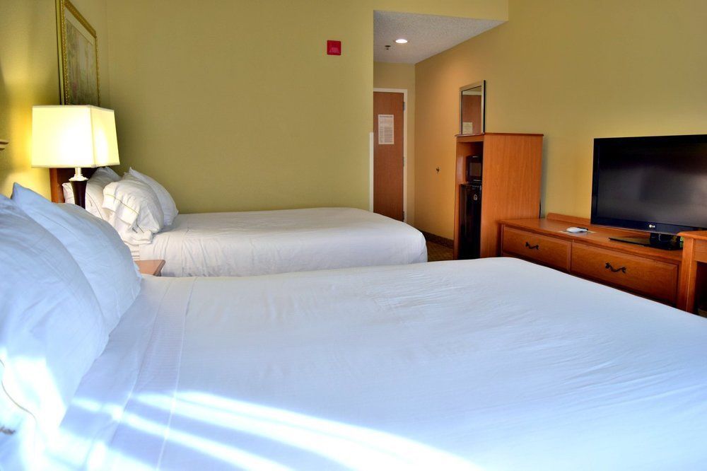 Holiday Inn Express & Suites Tavares By Ihg Экстерьер фото