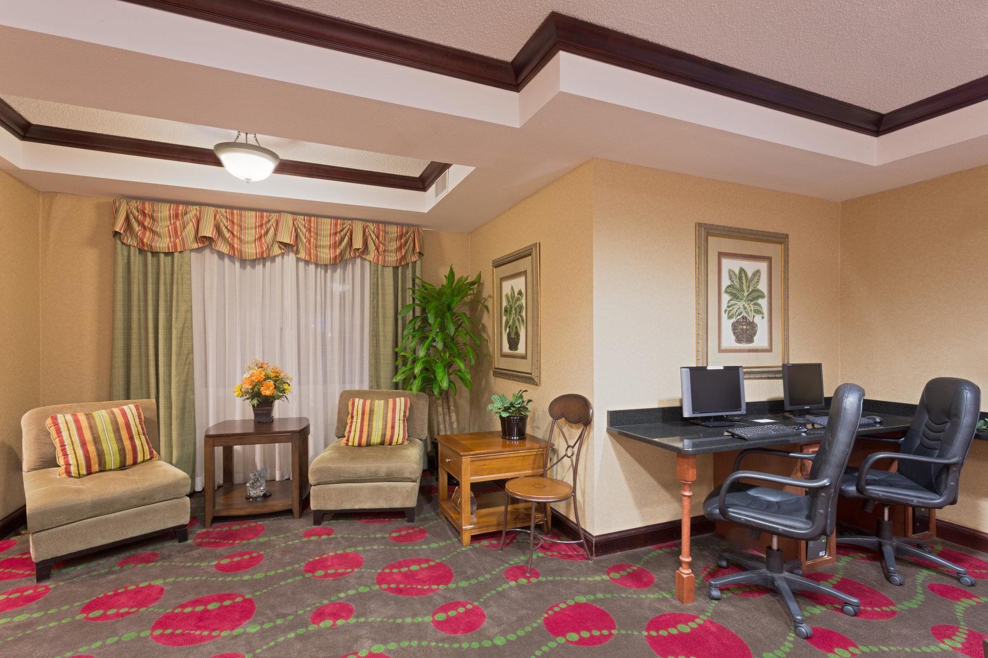 Holiday Inn Express & Suites Tavares By Ihg Экстерьер фото